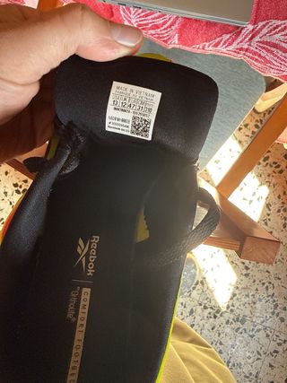 Zapatillas Reebok Rojas y Amarillas