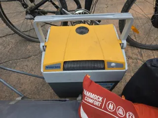 Conjunto Camping: Sillas, Bicicletas y Tienda