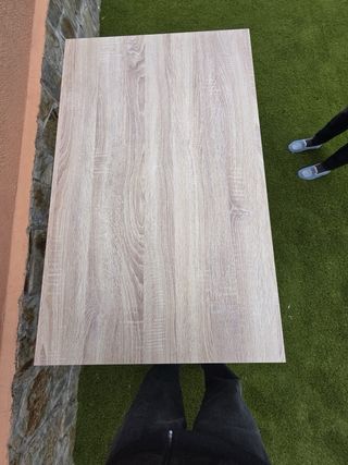 Mesa de comedor madera y blanco