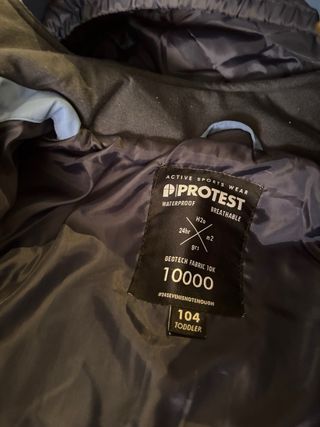 Chaqueta y pantalón de esquí niño Protest.
