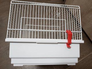 Jaula para hámster blanca con casita