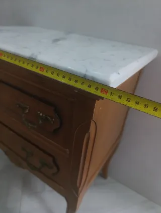 Mesita de noche antigua mármol y madera