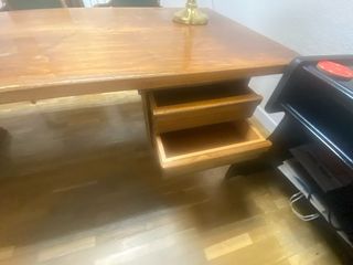 Mesa de despacho nogal 6 cajones