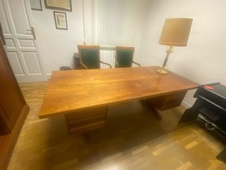 Mesa de despacho nogal 6 cajones