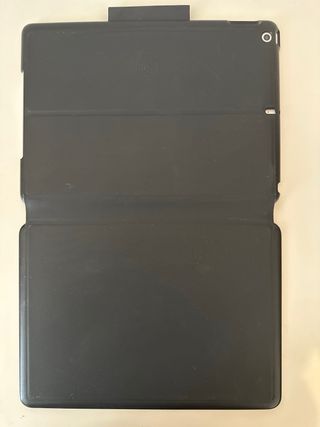 iPad 9ª gen 64GB + teclado Logitech | Muy cuidado