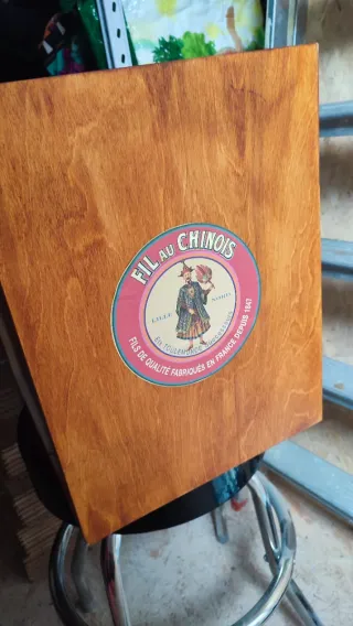 Expositor de bobinas Fil au Chinois