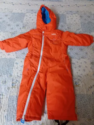 Buzo de nieve Decathlon bebé 3 años