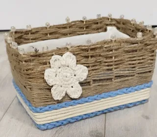 Cajita artesanal decorada