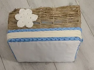 Cajita artesanal decorada