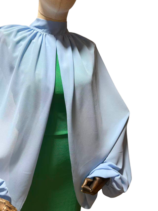 Capa gasa manga abullonada