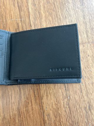 Cartera Rip Curl de cuero negra