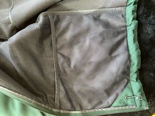 Chaqueta Zara Verde con Capucha