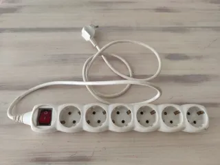 Regleta de 6 enchufes con interruptor