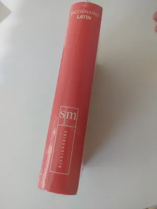 Diccionario Latín (Spanish Edition)