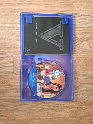 PS4 Grand Theft Auto V Premium Edition