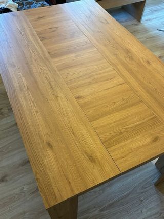 Mesa extensible de madera