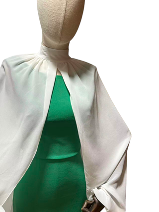 Capa gasa blanca manga ancha