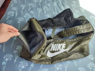 Mochila deportiva Nike brasilia