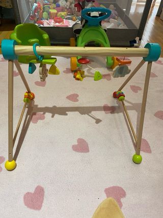 Juguete de madera para bebé