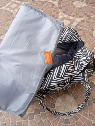 Bolso de bebé multiusos con bolsillos