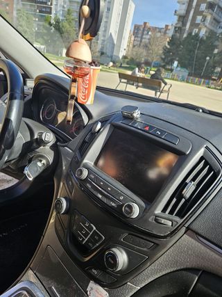 Vendo Opel Insignia año 2014 km 144023 reales