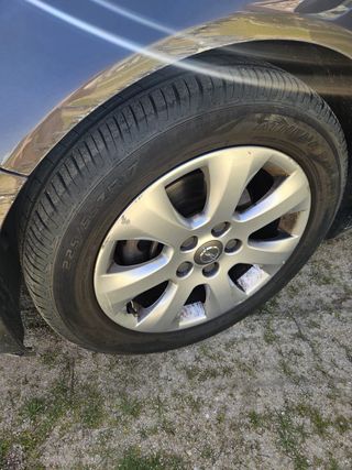 Vendo Opel Insignia año 2014 km 144023 reales