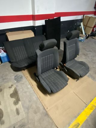 Asientos y bandeja trasera Golf 2