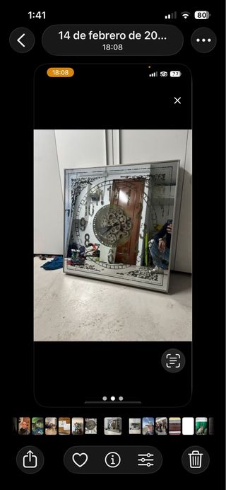 Reloj estilo clásico dorado y plateado