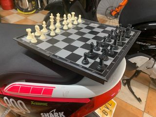 Ajedrez de viaje magnético