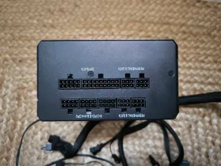 Corsair RM750x Fuente de Alimentación