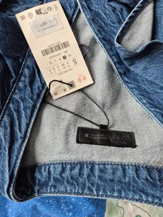 Camisa vaquera con volantes Talla S