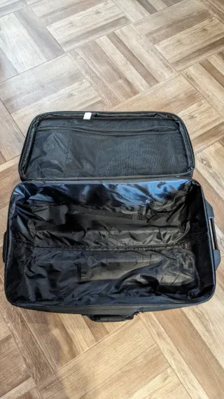 Maleta de viaje negra