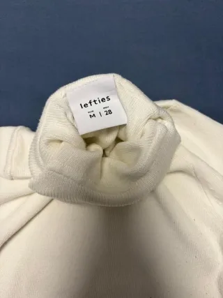 Jersey cuello alto corto blanco