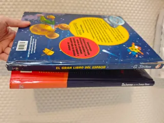 Lote 2 libros espacio universo