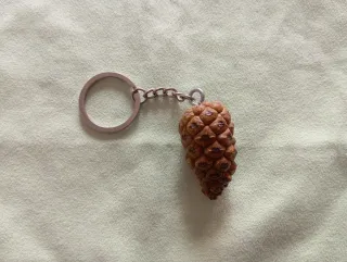 Llaveros piña artesanal