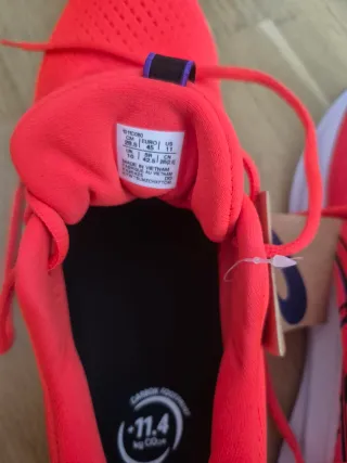 Zapatillas running Asics. Talla 45.