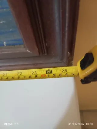 Quadro in sughero e legno