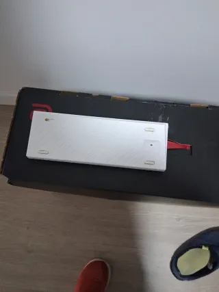 Teclado Mecánico Blanco Feker 60%