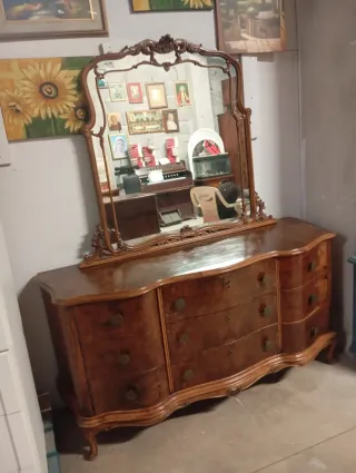 Cassettiera con specchio in legno