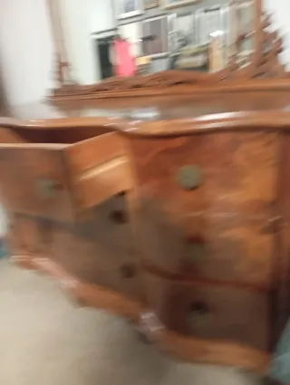 Cassettiera con specchio in legno