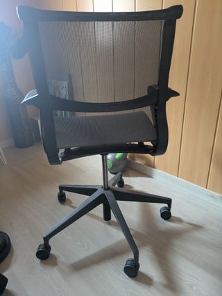 Silla ergonómica de oficina negra