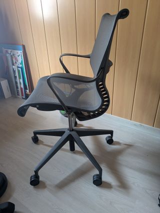 Silla ergonómica de oficina negra