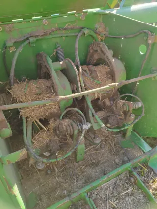 Empacadora John Deere 359