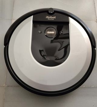 iRobot Roomba i7
