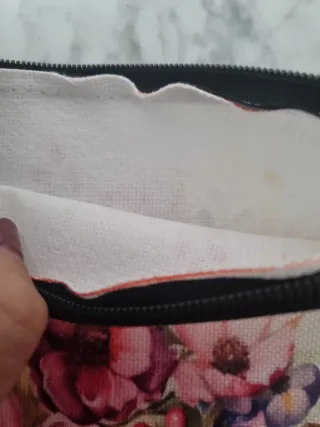 Funda de libros con flores