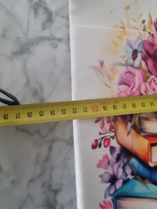 Funda de libros con flores