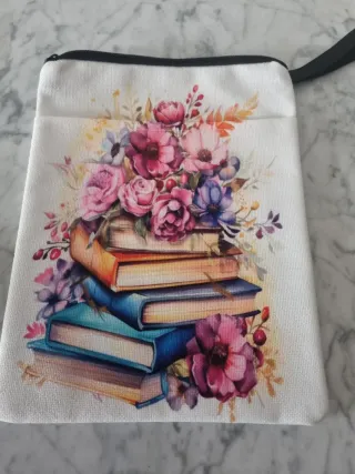 Funda de libros con flores