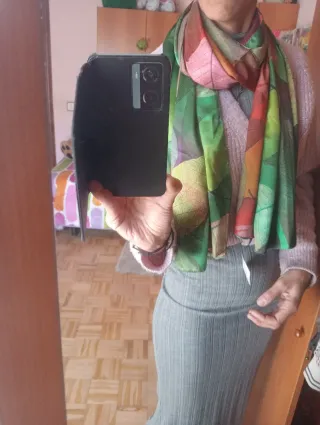 Pañuelo hojas verdes y marrones