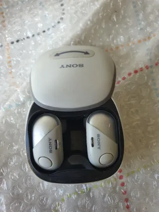 Auricolari Sony Wireless Bianchi e Grigi