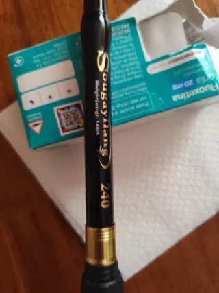 Caña de pescar telescópica naranja